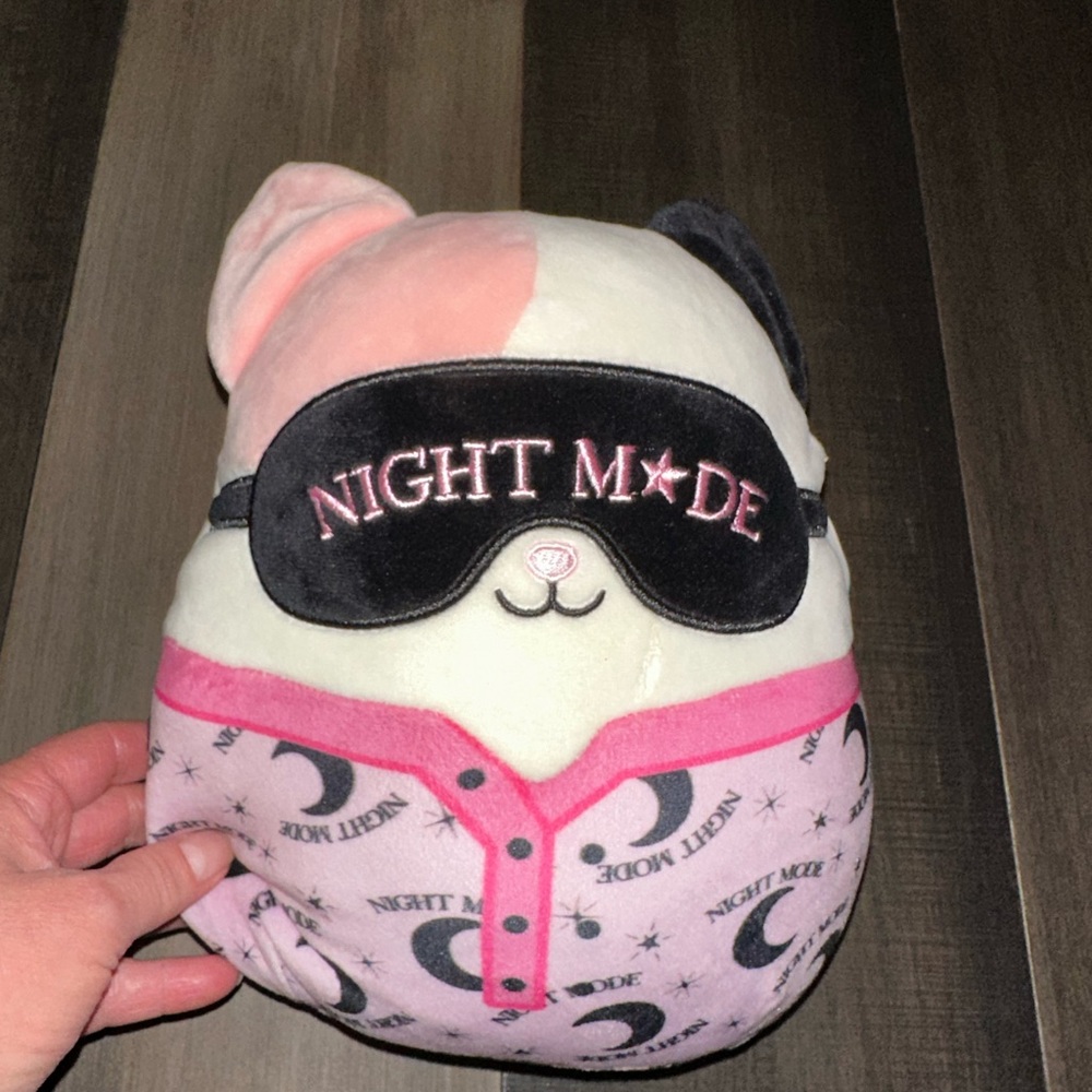 Squismallow Night Mode Katsla NWT Brand New